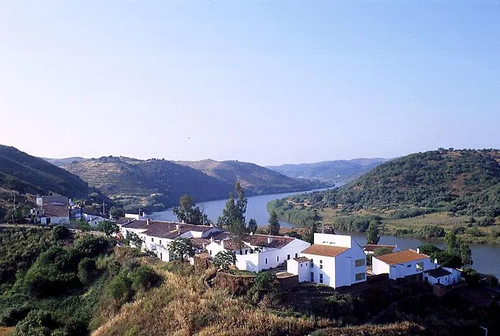منزل ريفي Puerto de la Laja Casa De Los Olivos, Chimenea Con Horno 2 Hab 4 Pers Mas 1 Max